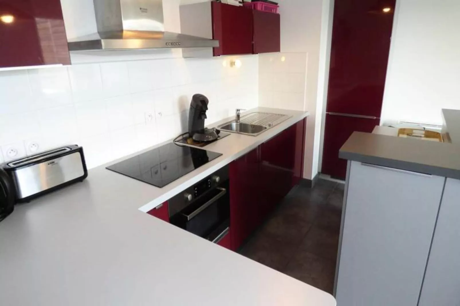 Résidence Tamaris Bay-Buitenkant zomer