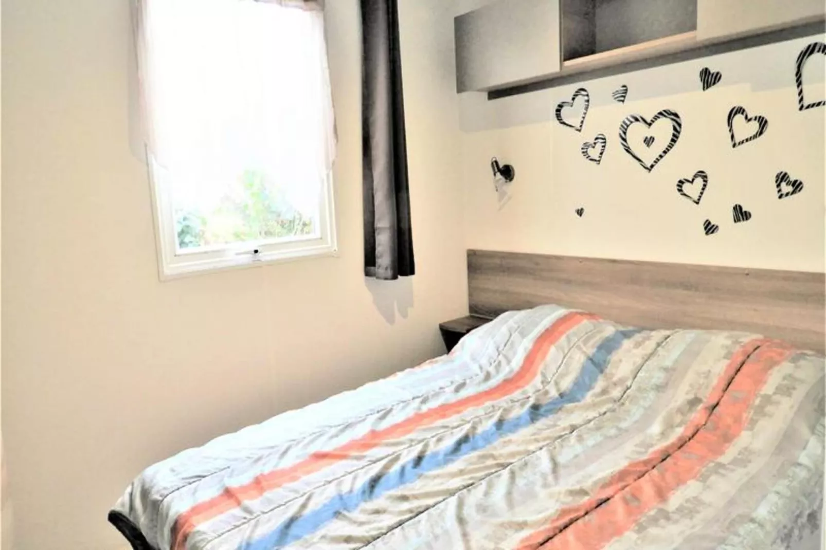 Mobil-home 6 pers. avec accès piscine et complexe aquatique-Buitenkant zomer