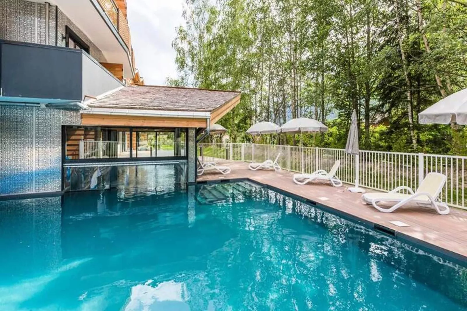 Résidence Prestige Odalys Isatis****-Zwembad