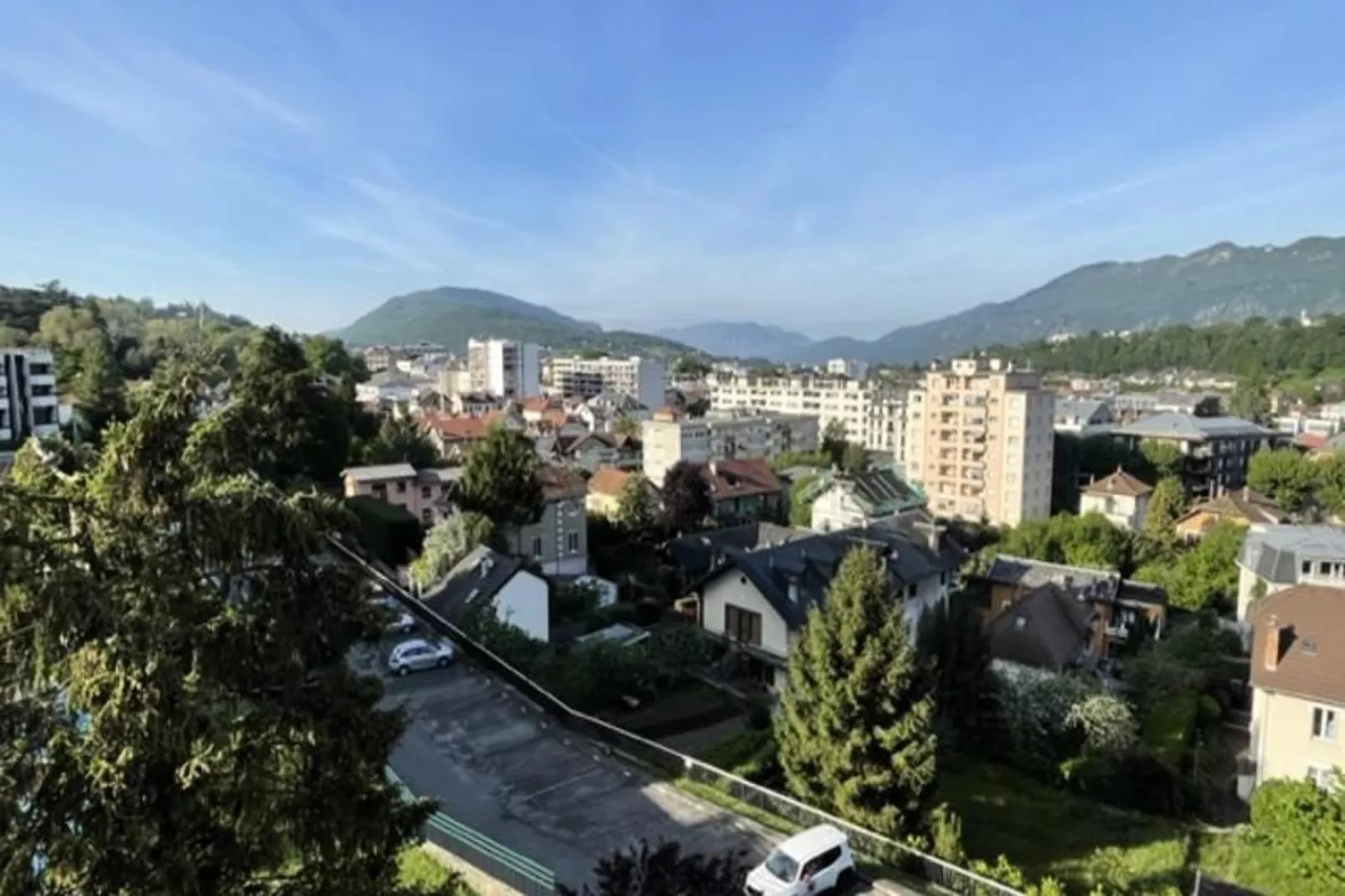 Résidence Montcalm D-Uitzicht zomer