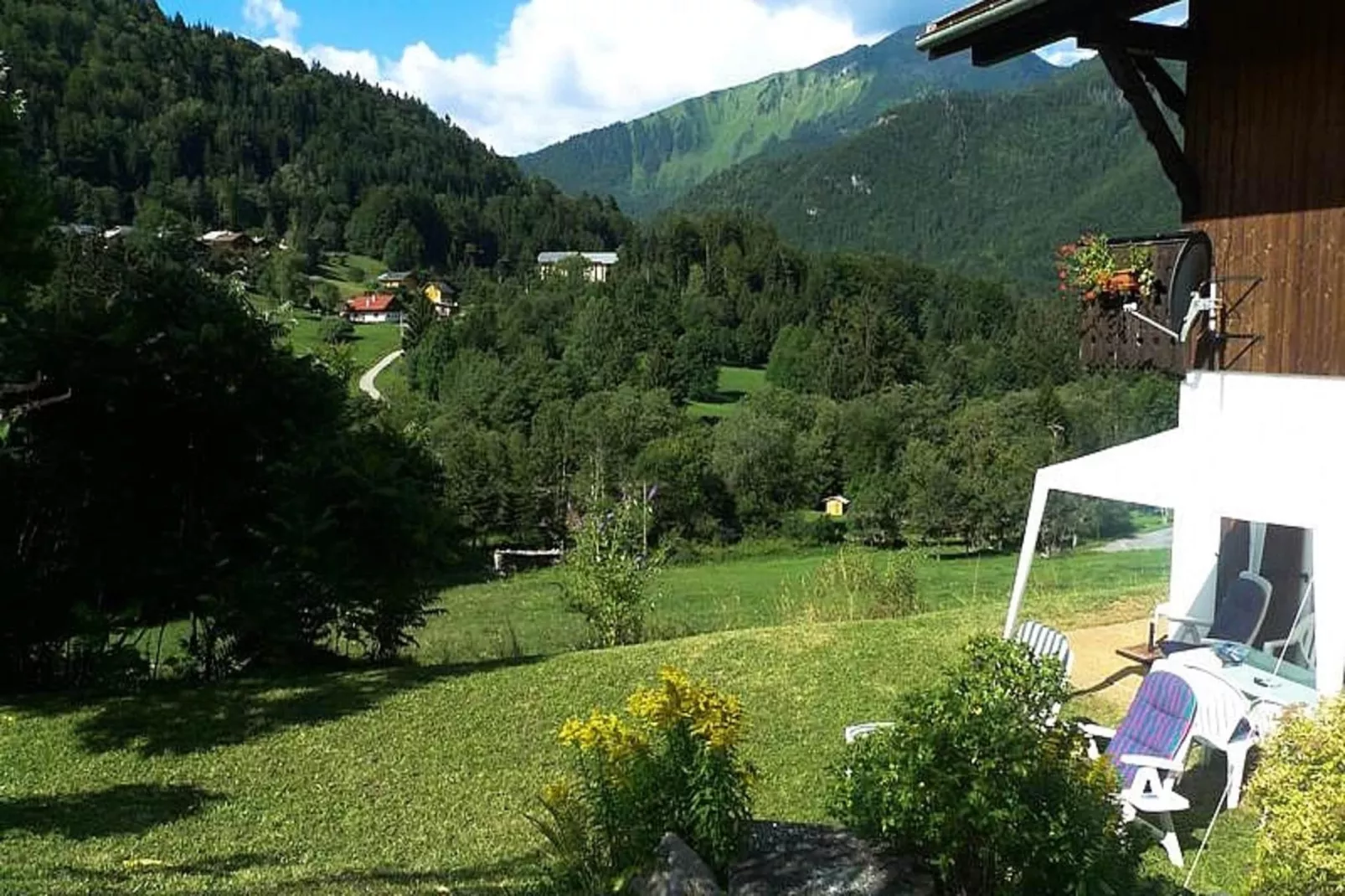 Chalets à Saint Jean d'Aulps-Terrasbalkon