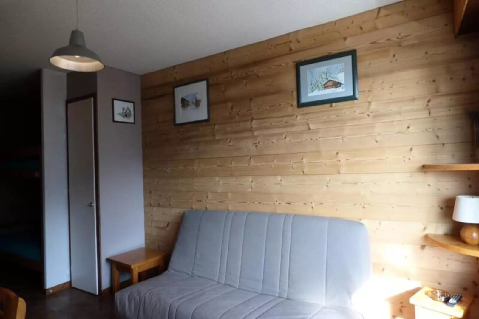 Résidence Valerianne-Buitenkant zomer