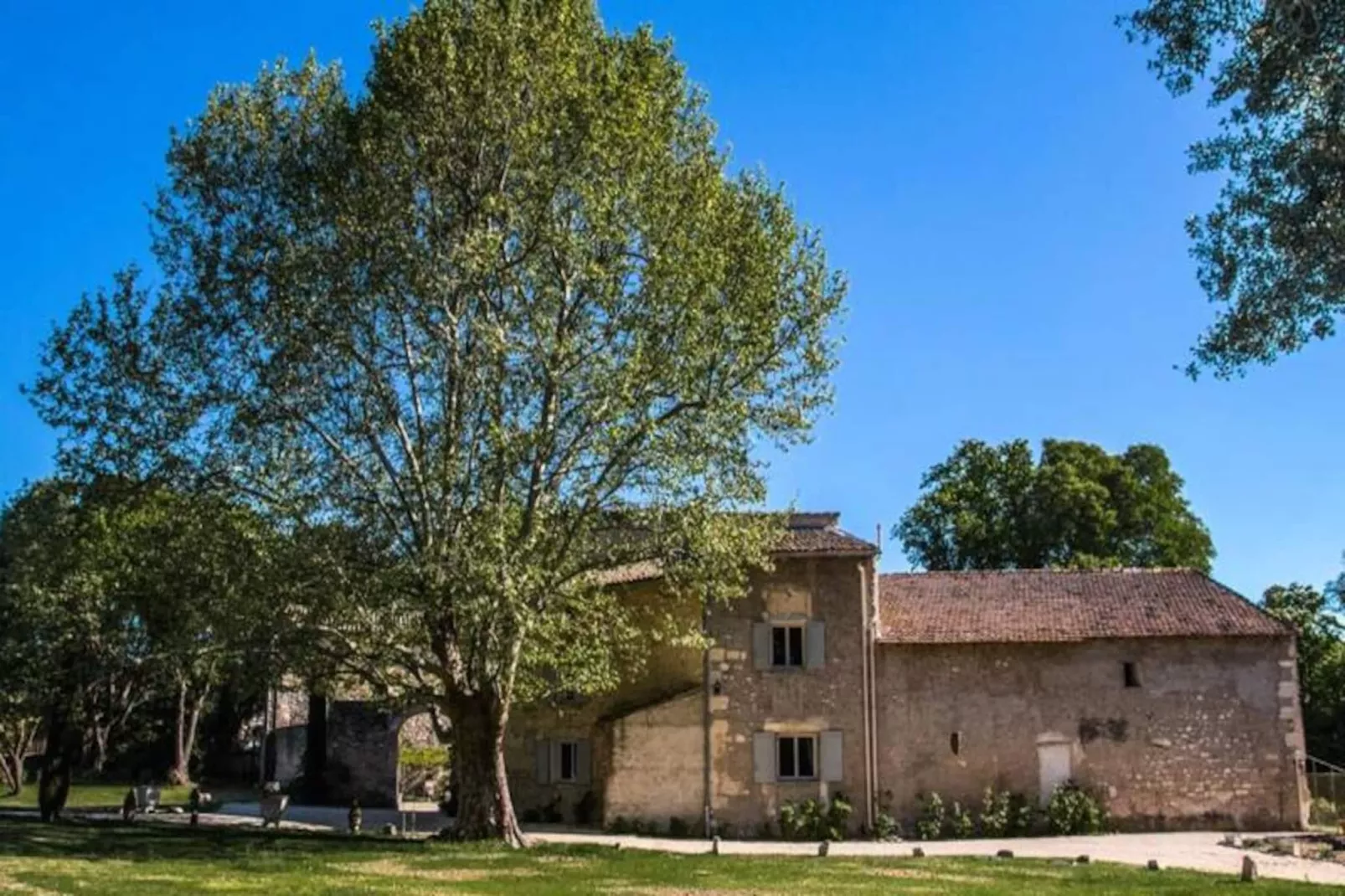 Superbe Mas Provencal Avec Piscine Chauff&eacute;e-Image-tags.