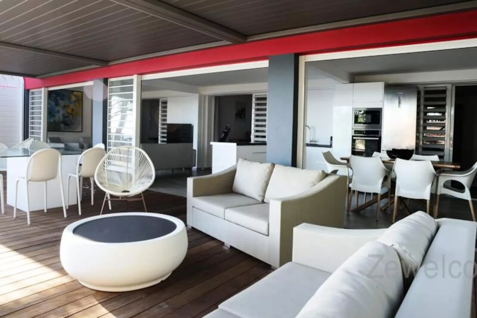 Villa Sea Side-Image-tags.