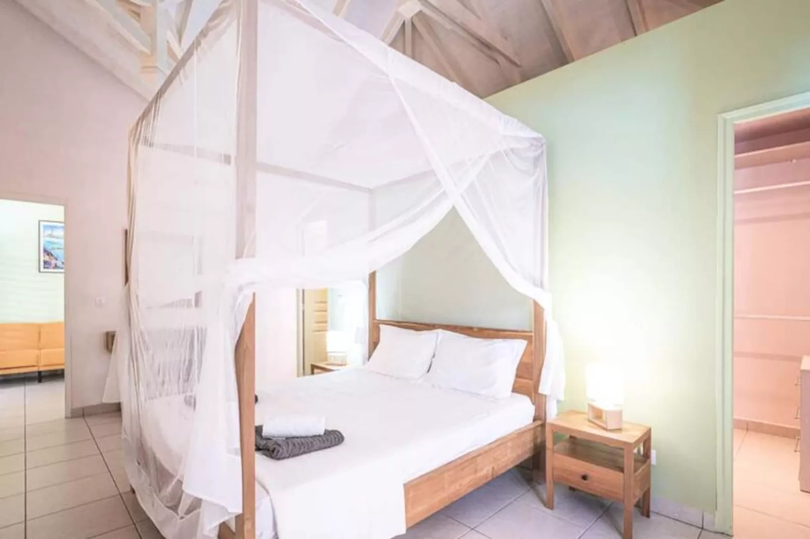 Villa Gwada-Image-tags.