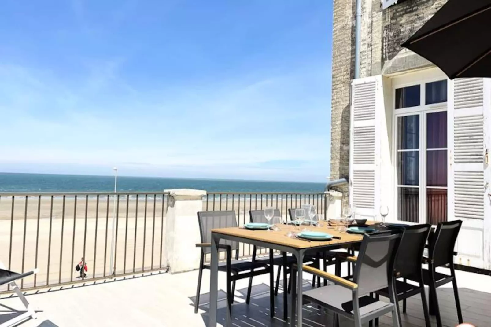 ⚓ Roches Normandes - Terrasse Vue Mer Et Plage-Image-tags.