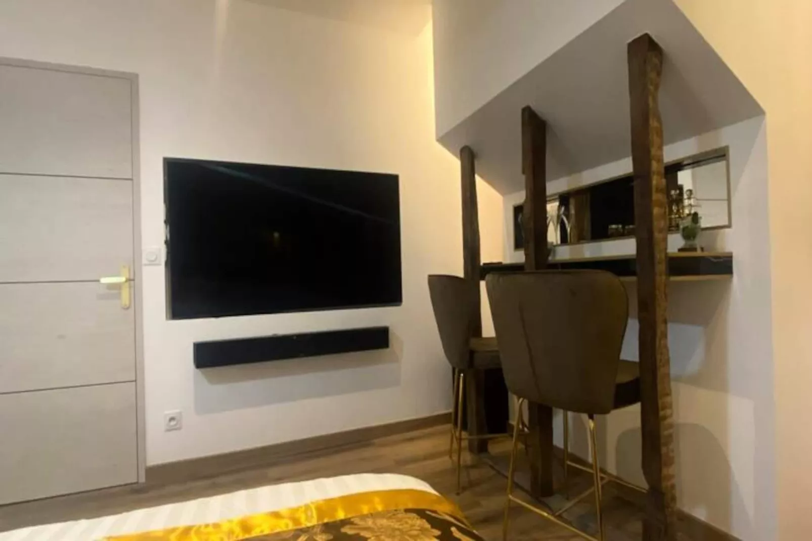 19a - Le Septi&egrave;me Ciel, Cocoon Lover-Image-tags.