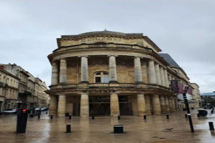 Magnifique Et Lumineux T3 De Charme Aux Quinconces Id&eacute;al Pour 4 Personnes-Gebieden zomer 5km