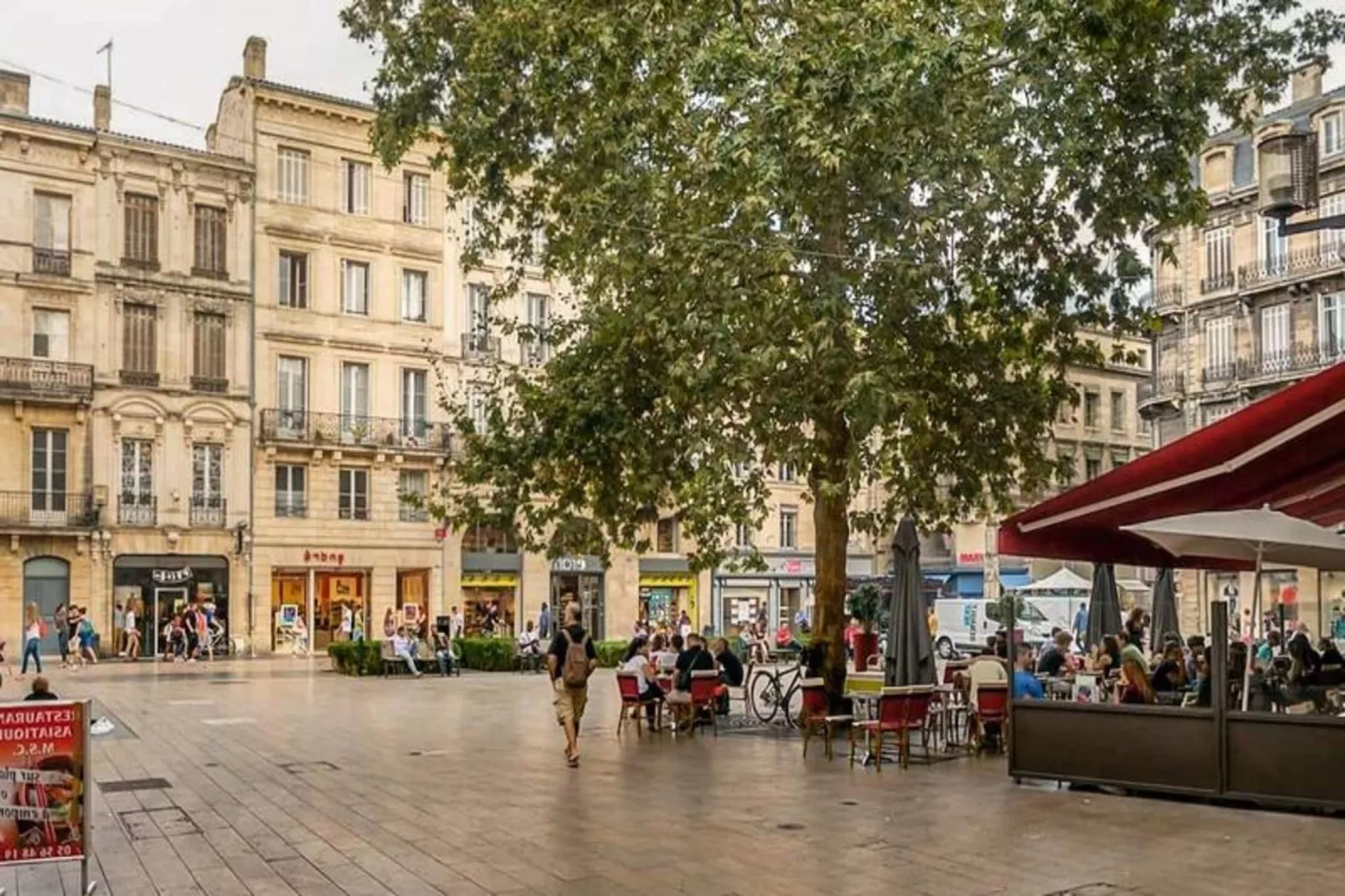 Studio D'architecte Charmant Dans Un Immeuble Du Xviii&egrave;me Dans Le Centre-Uitzicht zomer