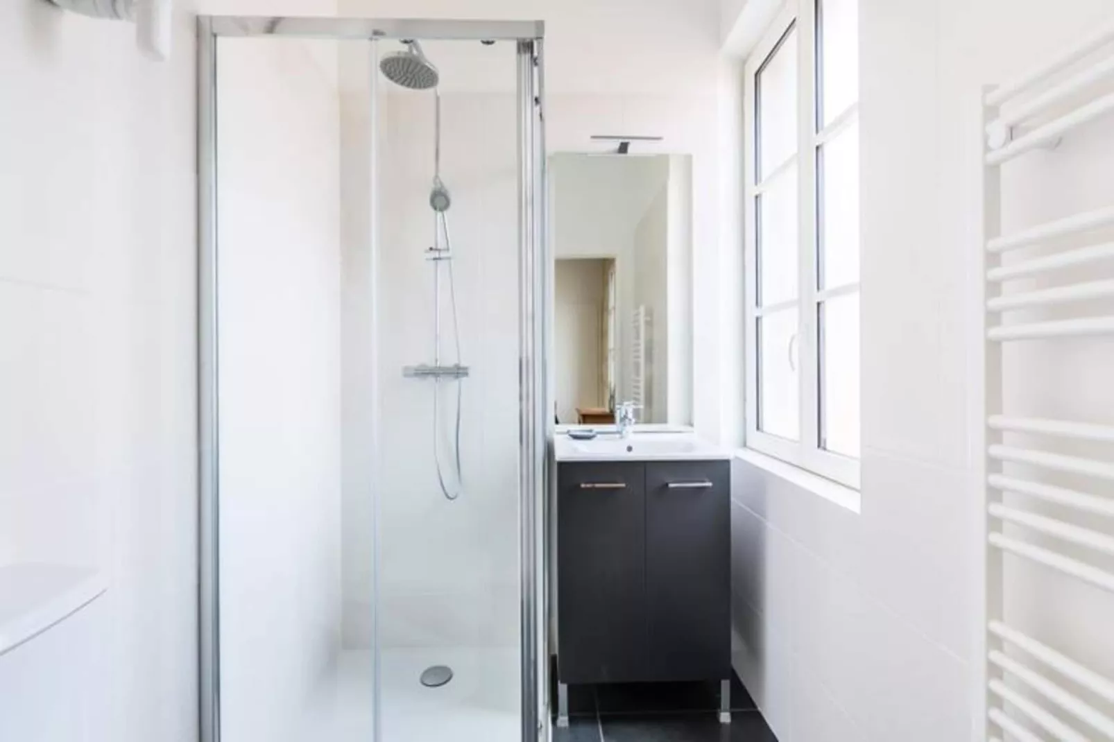 Superbe Appartement En Plein C&oelig;ur Des Chartrons-Badkamer