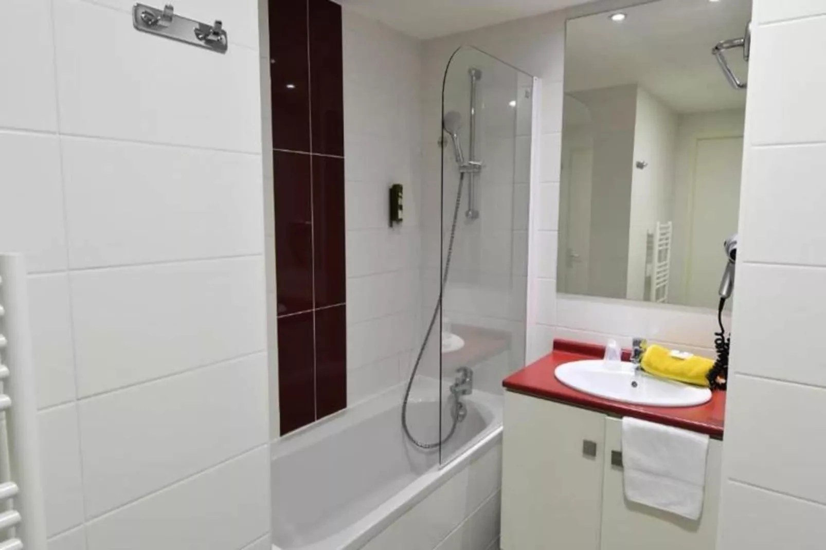 Appart'Hôtel Mer & Golf Bordeaux Bassins à Flot***-Buitenkant zomer