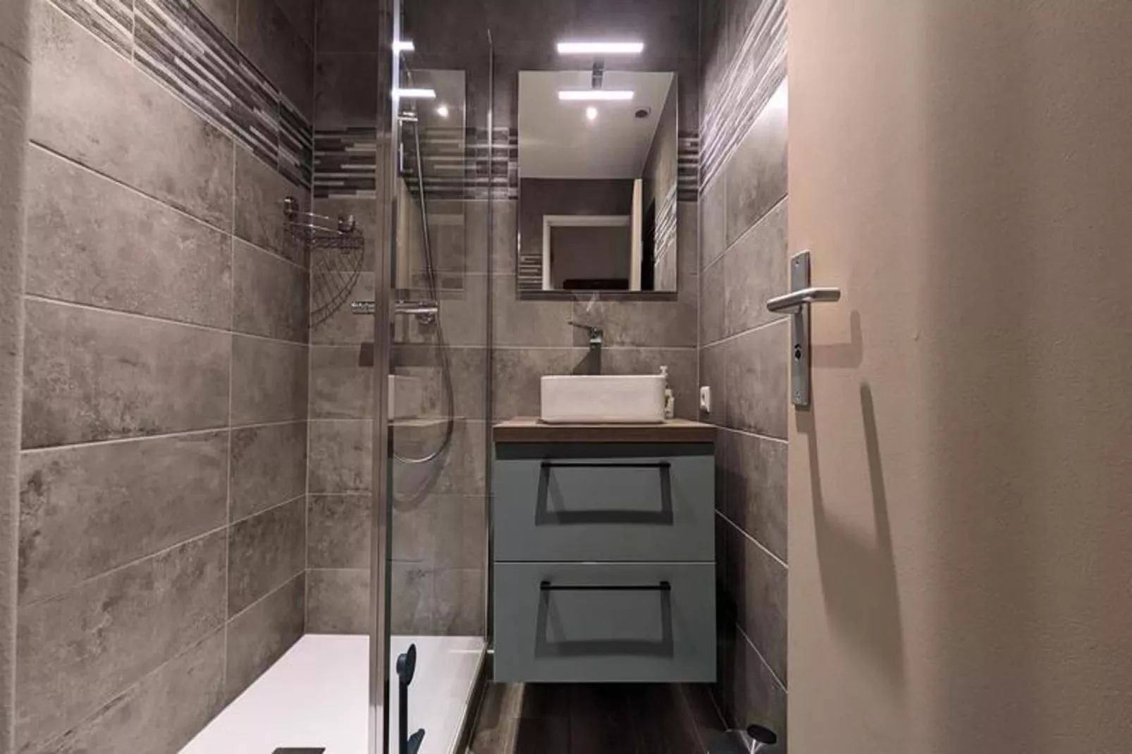 Résidence Jonquille-Badkamer