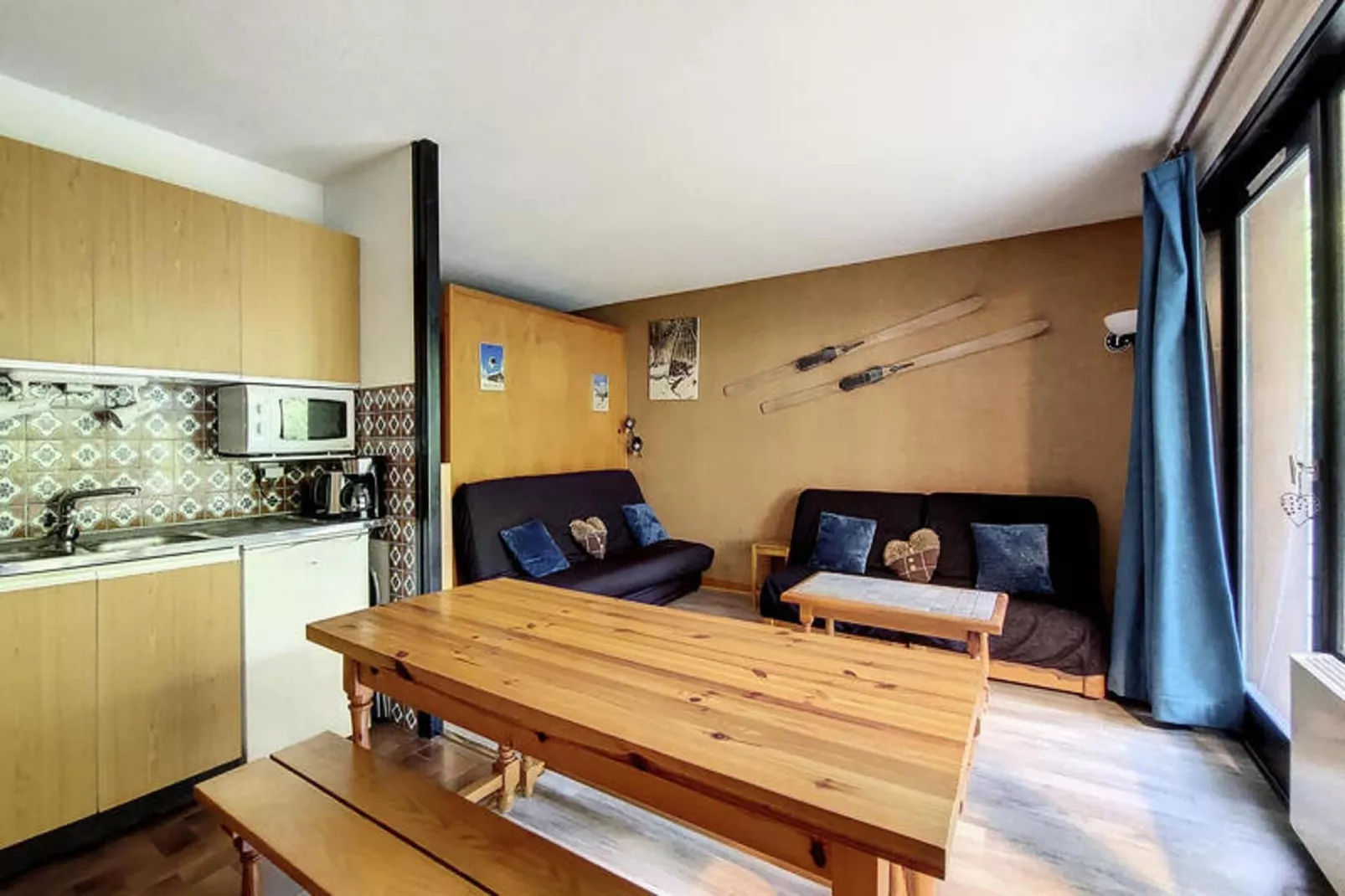 Studio à Saint Jean d'Aulps-Eetkamer