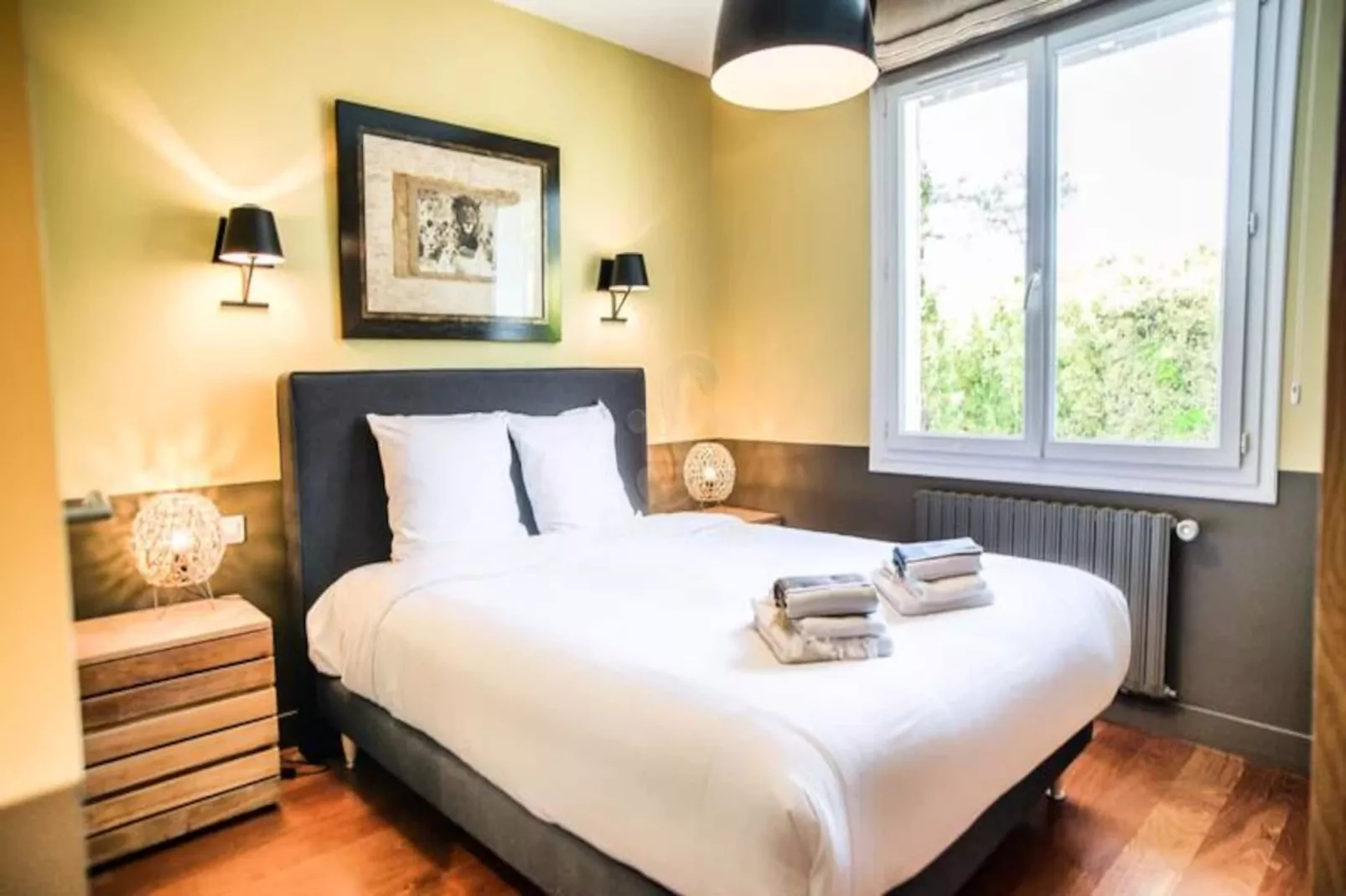 Superbe Villa Calme Avec Piscine Chauff&eacute;e Et Jacuzzi &agrave; 300 M De La Plage-Image-tags.