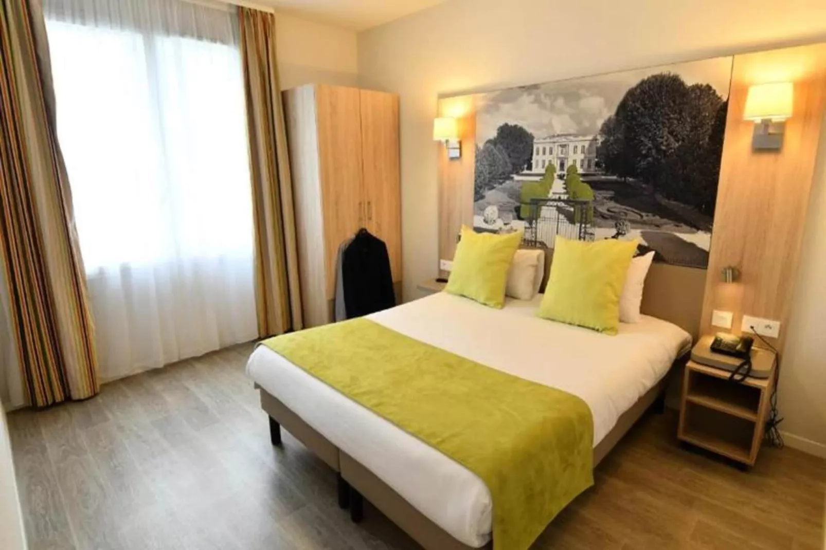 Appart'Hôtel Mer & Golf Bordeaux Bassins à Flot***-Buitenkant zomer