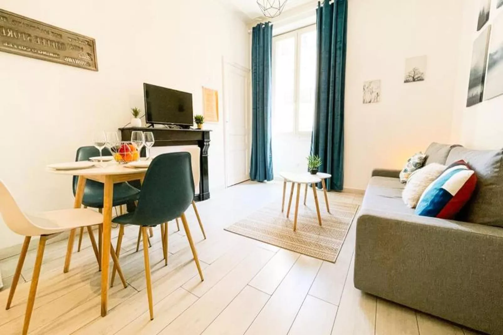 | Light Pink |t2 Proche Jaur&egrave;s, Estacade | Lumineux 🦩-Woonkamer