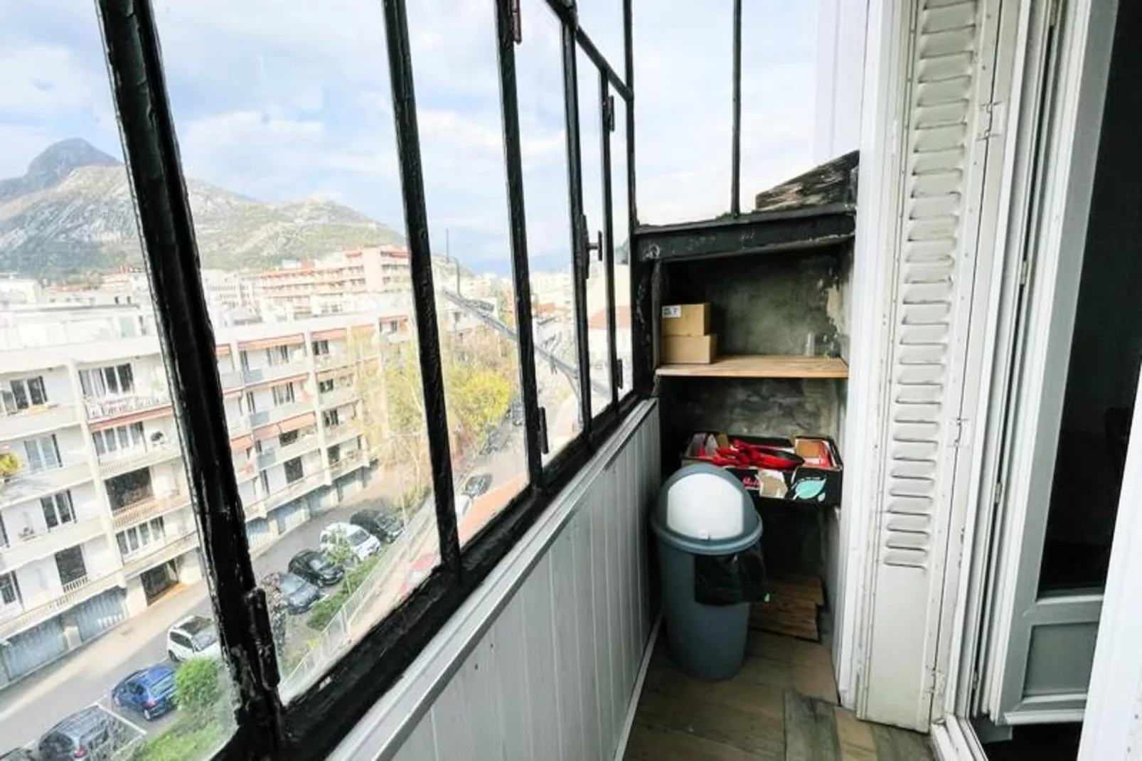 Pretty Light In Grenoble ☀ T2-Overloop