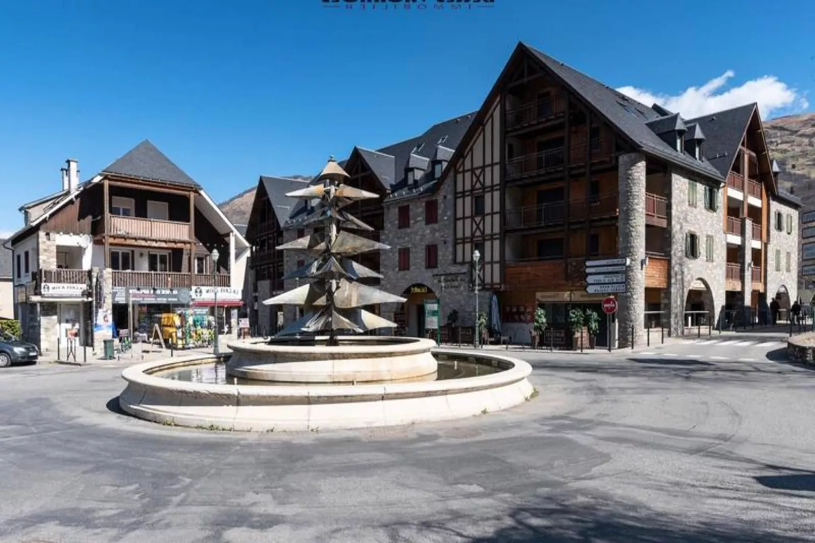 Résidence Village Des Thermes-Gebieden zomer 1km