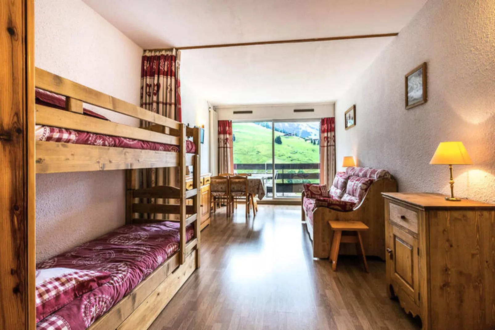 Résidence Aiguille Verte-Buitenkant zomer