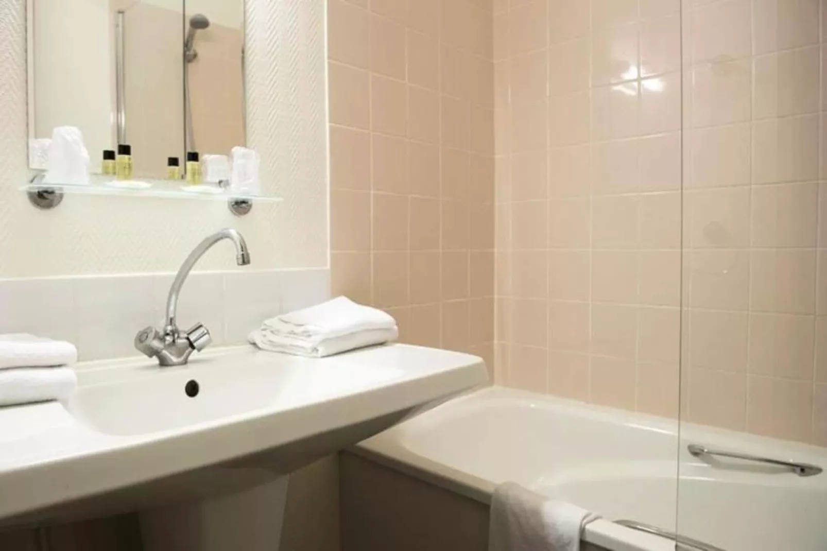 Résidence Villa Régina - Vacances Bleues-Buitenkant zomer