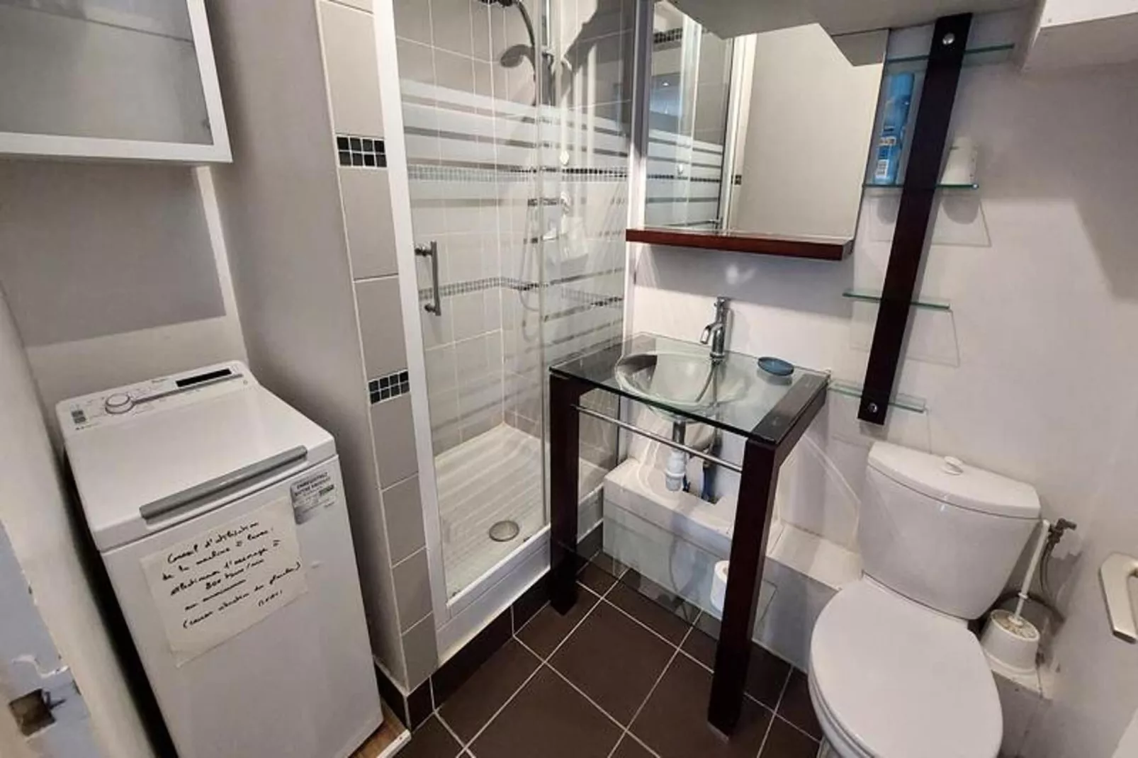 Résidence Le Juturna-Badkamer