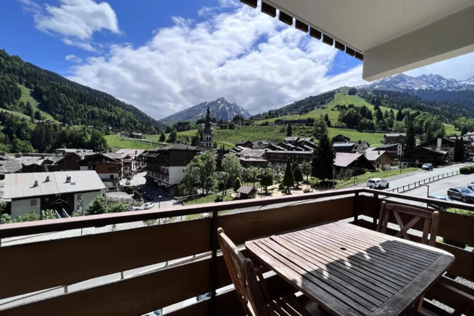 Appartements à La Clusaz-Buitenkant zomer