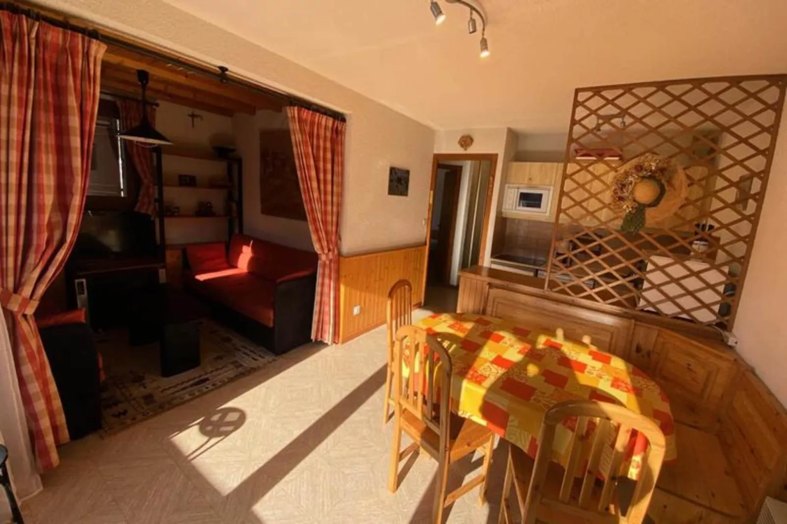 Chalets De Barbessine-Woonkamer