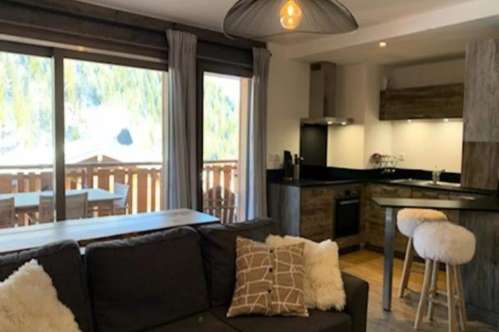 Chalet Des Freinets-Buitenkant zomer