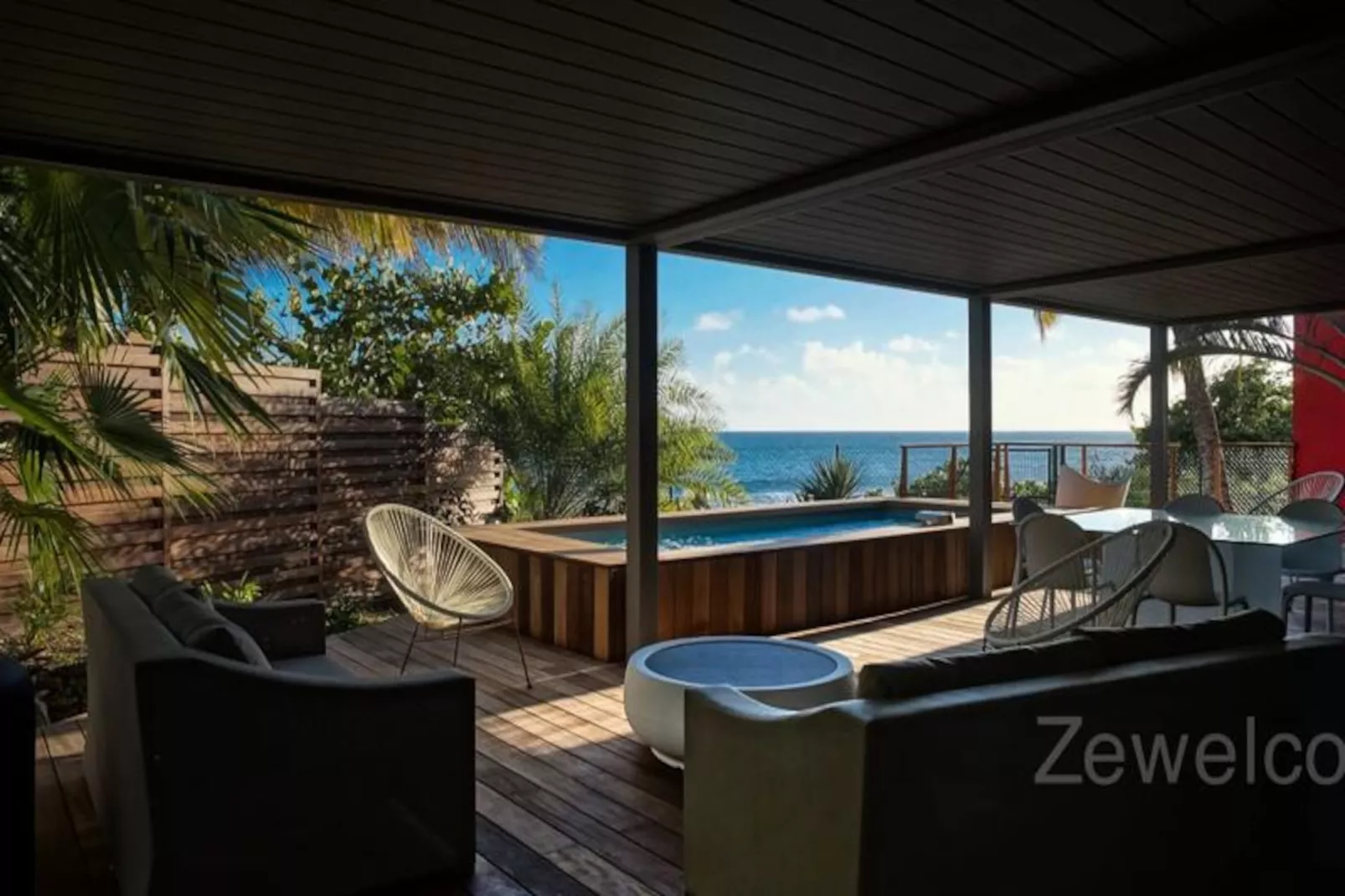 Villa Sea Side-Image-tags.