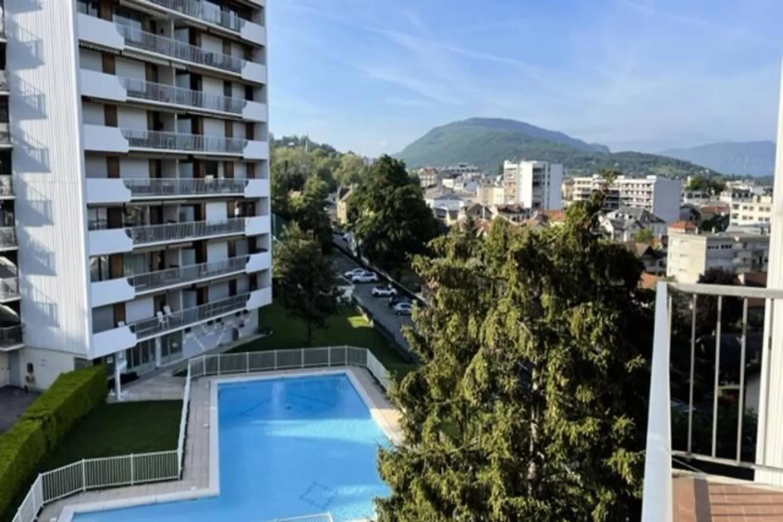 Résidence Montcalm D-Uitzicht zomer