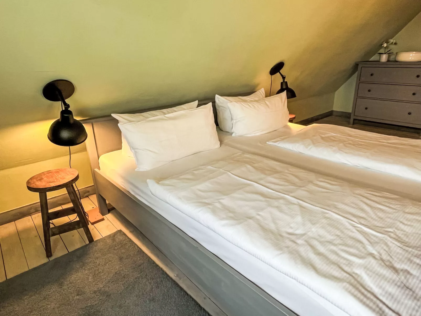 Reetgedecktes Ferienhaus Seelchen-Binnen