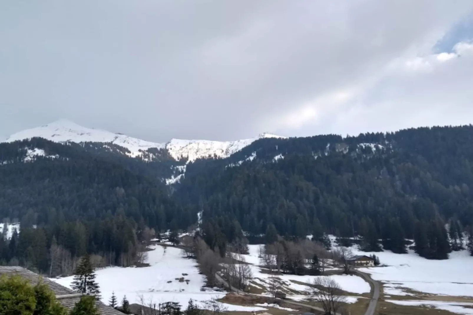 Résidence Domanial B-Buitenkant zomer