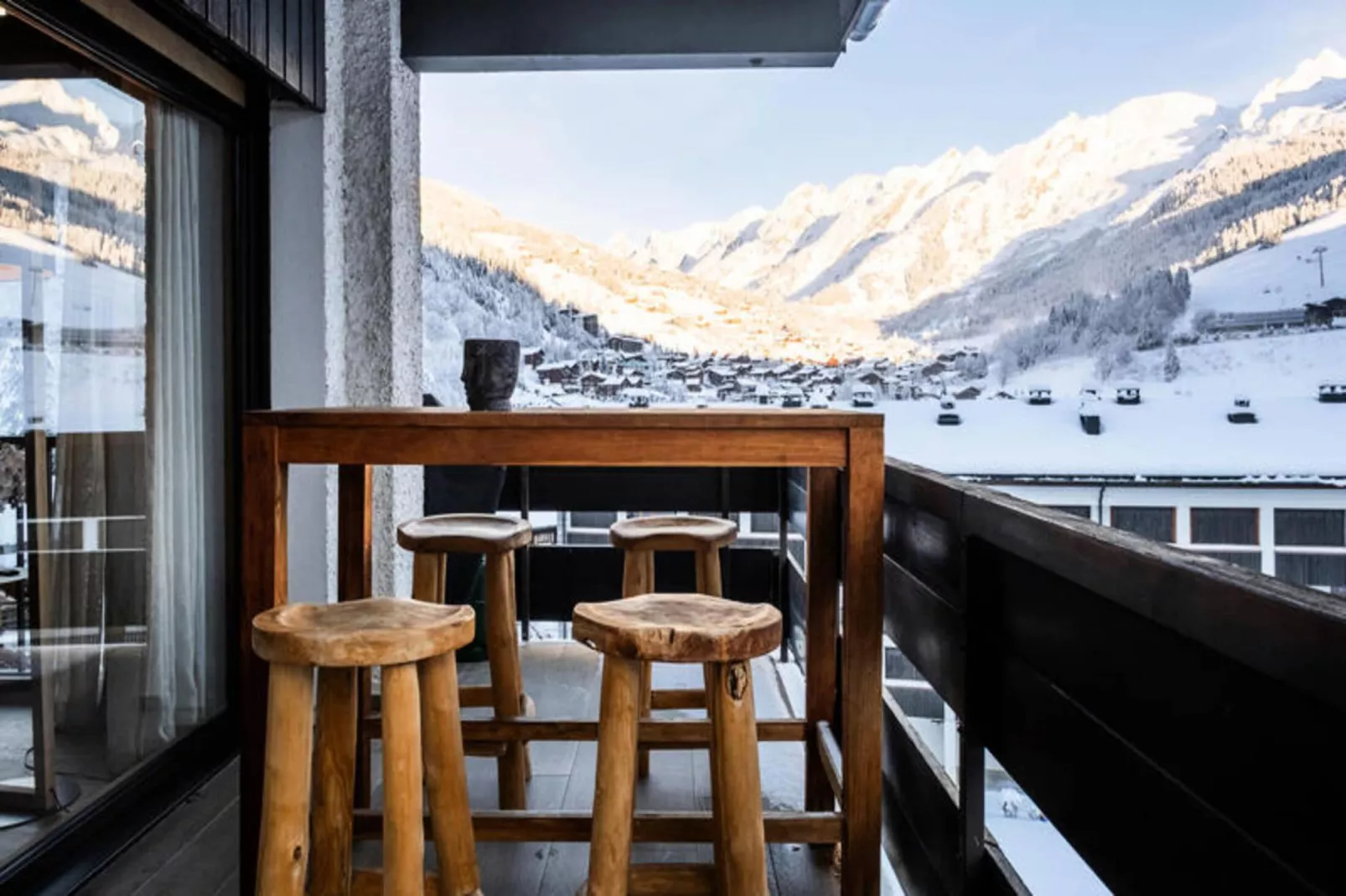 Résidence Sapaudia-Buitenkant zomer