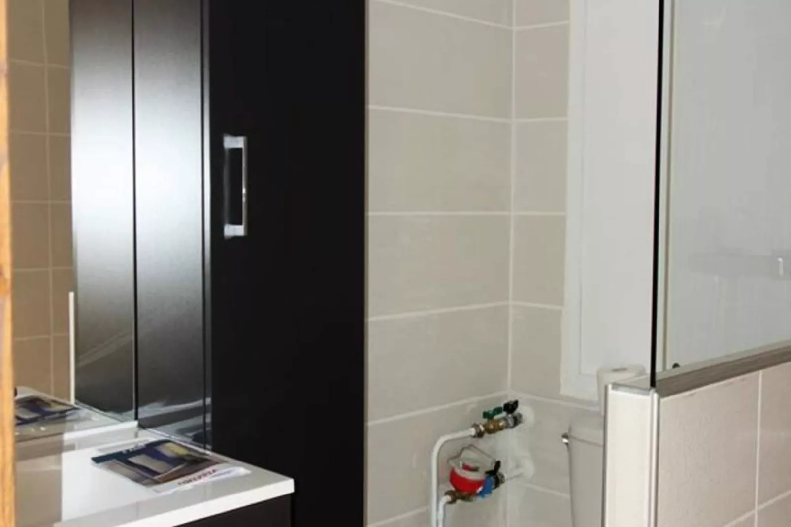 Résidence Kandahar-Badkamer