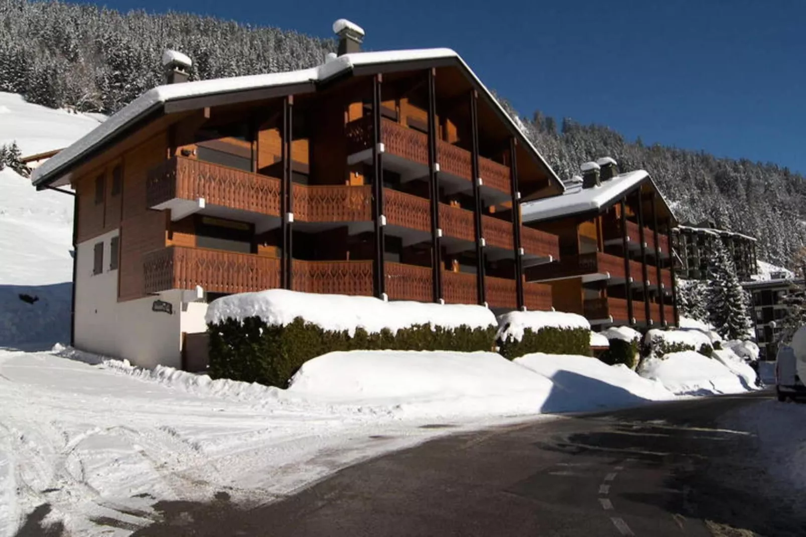 Résidence Domanial B-Buitenkant zomer