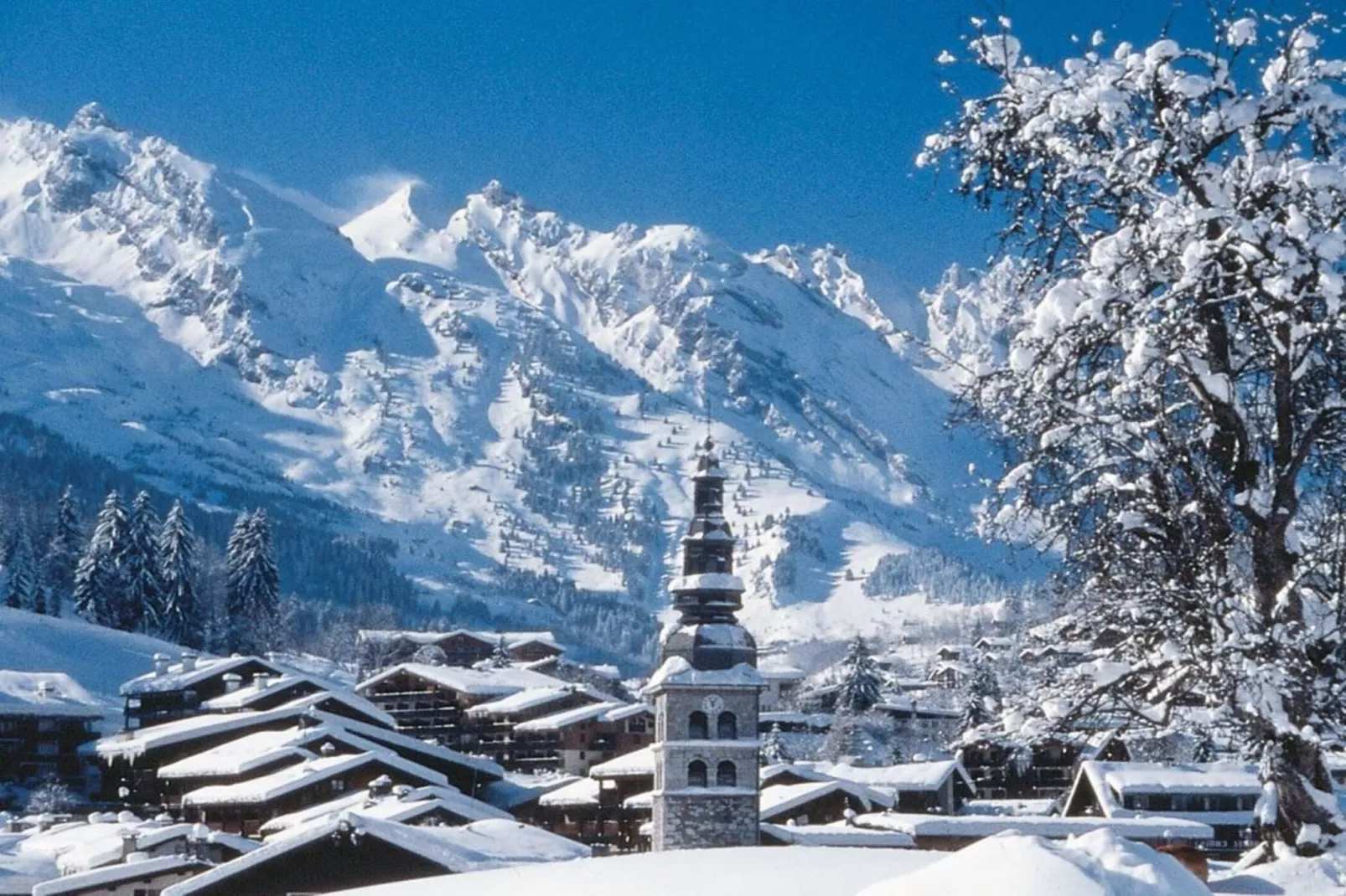 Appartements à La Clusaz-Buitenkant zomer