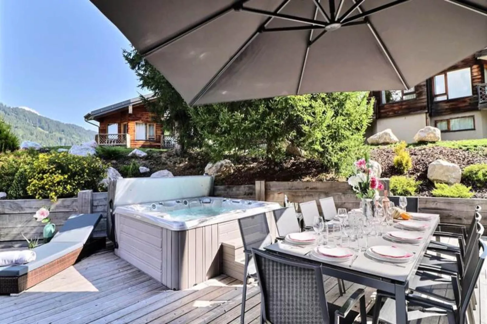 Résidence Explorer Meleze-Buitenkant zomer