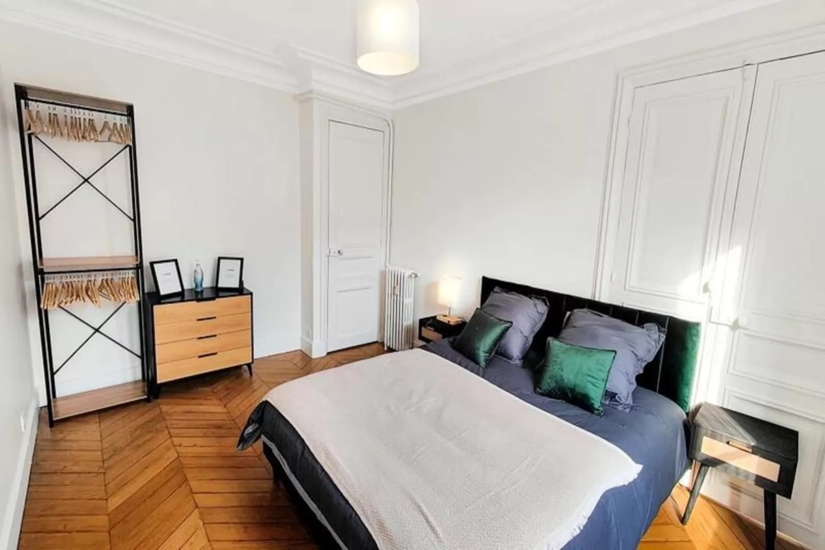 Appartement Refait &agrave; Neuf Dans Le Quartier Latin Paris 5e-Buitenkant zomer