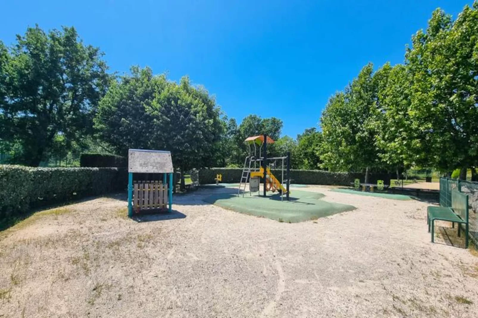 Maison En Domaine S&eacute;curis&eacute; 6-7 Pers/30min De Cannes-Image-tags.