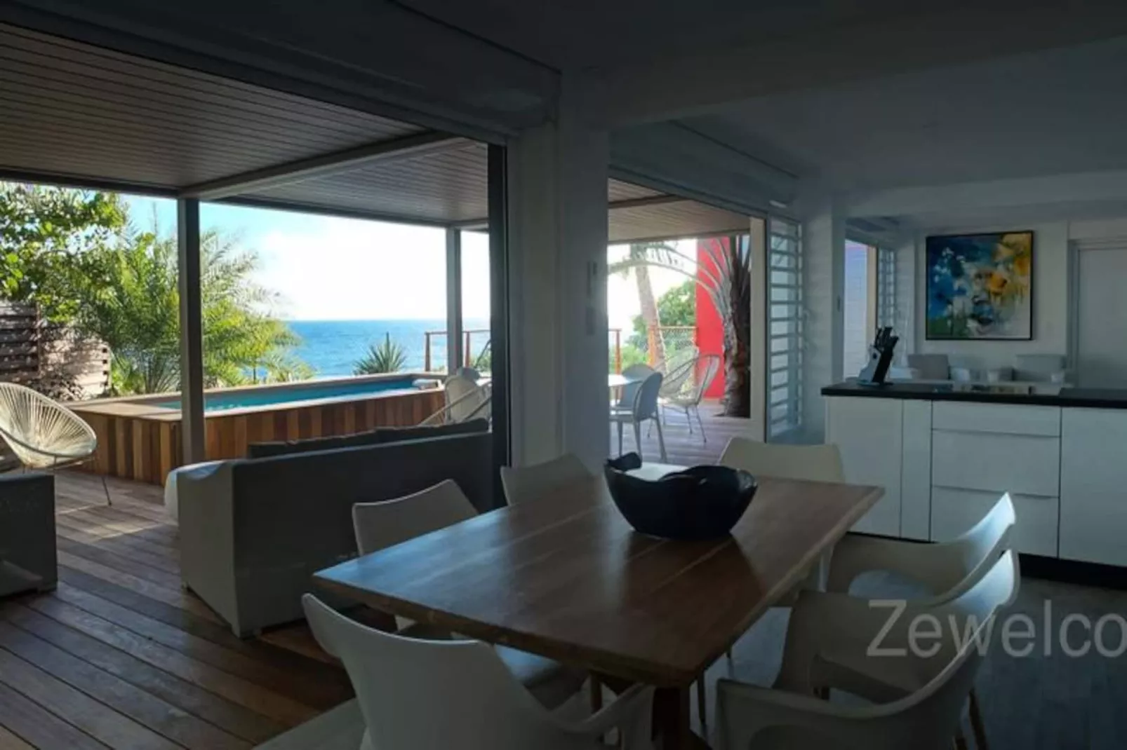 Villa Sea Side-Image-tags.