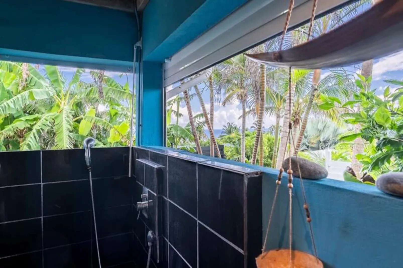 Villa Lakaz-Image-tags.