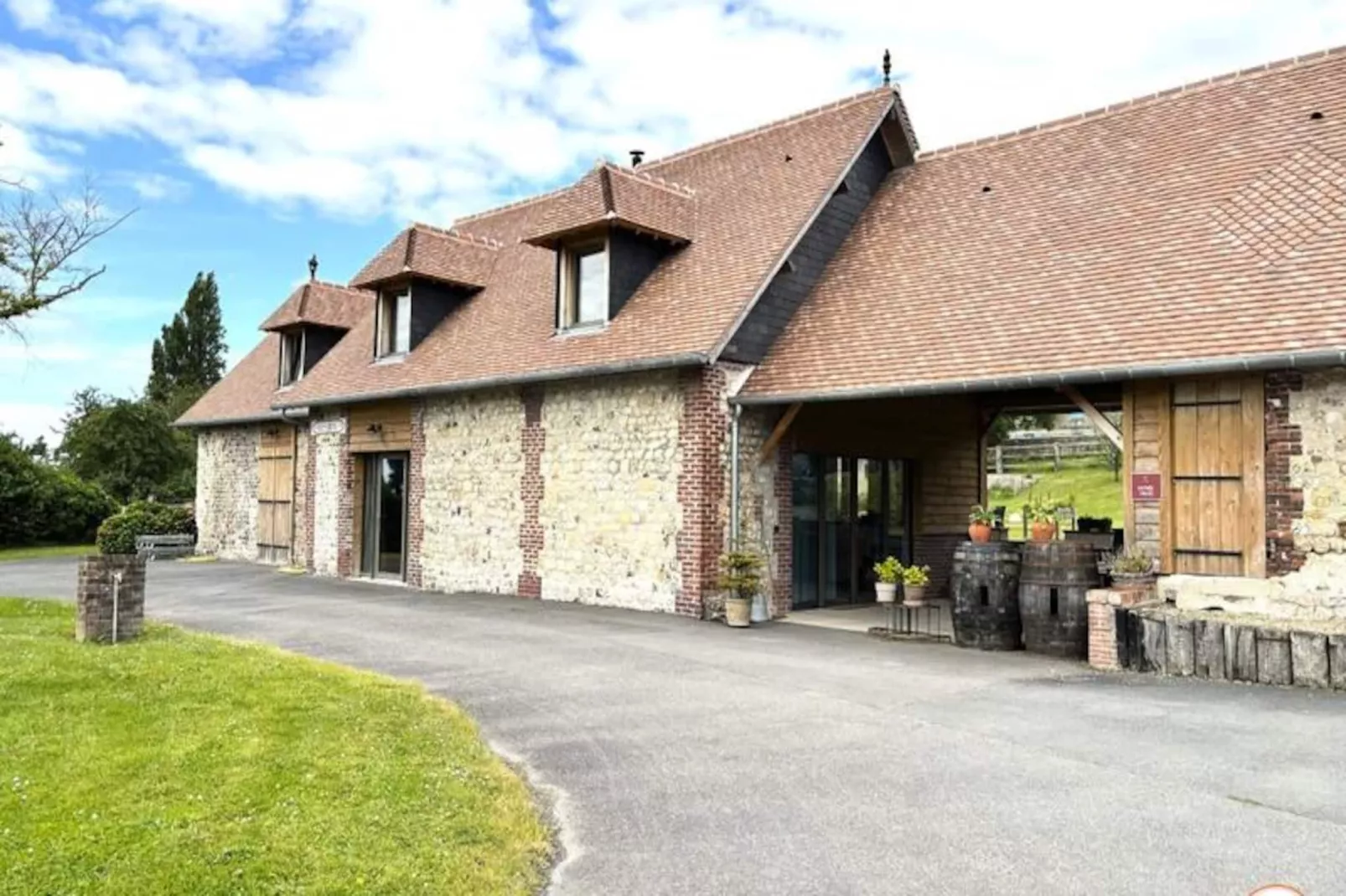 🐦 La Hulotte - Domaine D'apreval - Campagne-Image-tags.