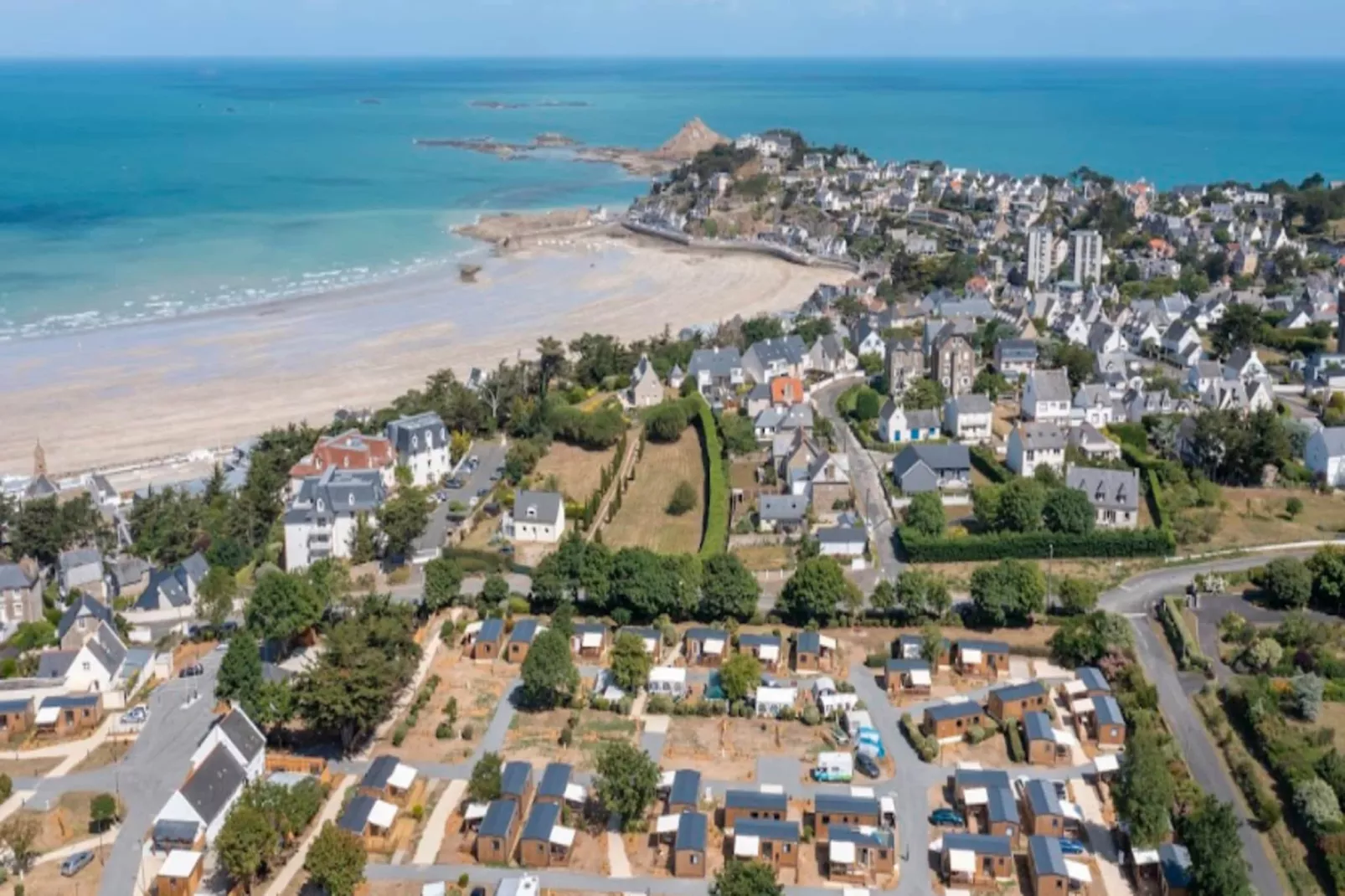 Résidence Parc-Buitenkant zomer