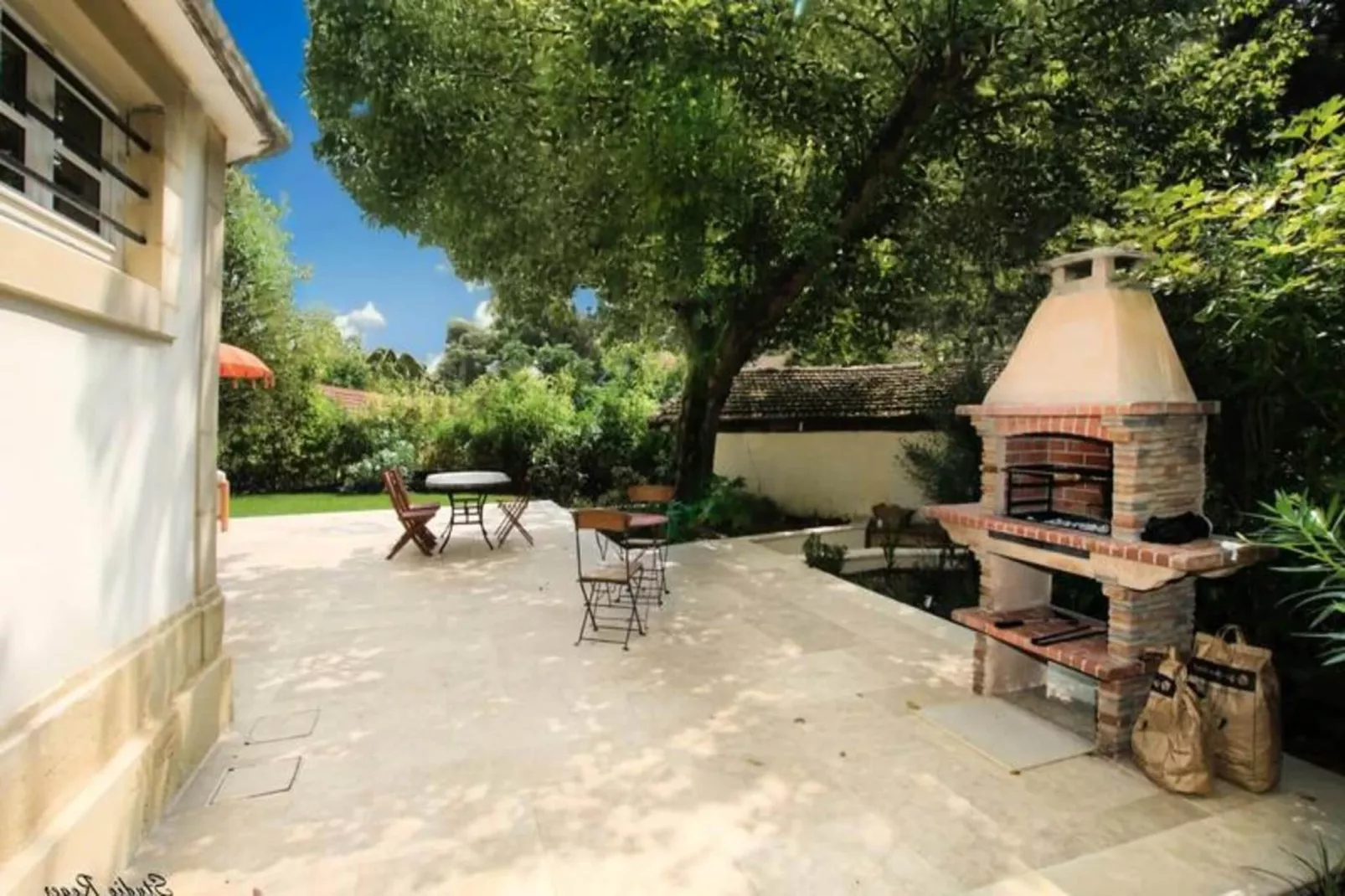 Villa Familiale R&eacute;nov&eacute;e &agrave; Arcachon &ndash; 6 Ch, 4 Sdb, Entre 8 &agrave; 10 Pers-Sfeer