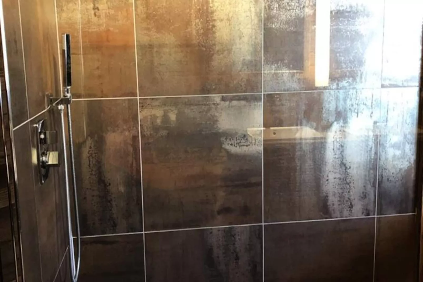 Chalet Pic Bayle-Image-tags.