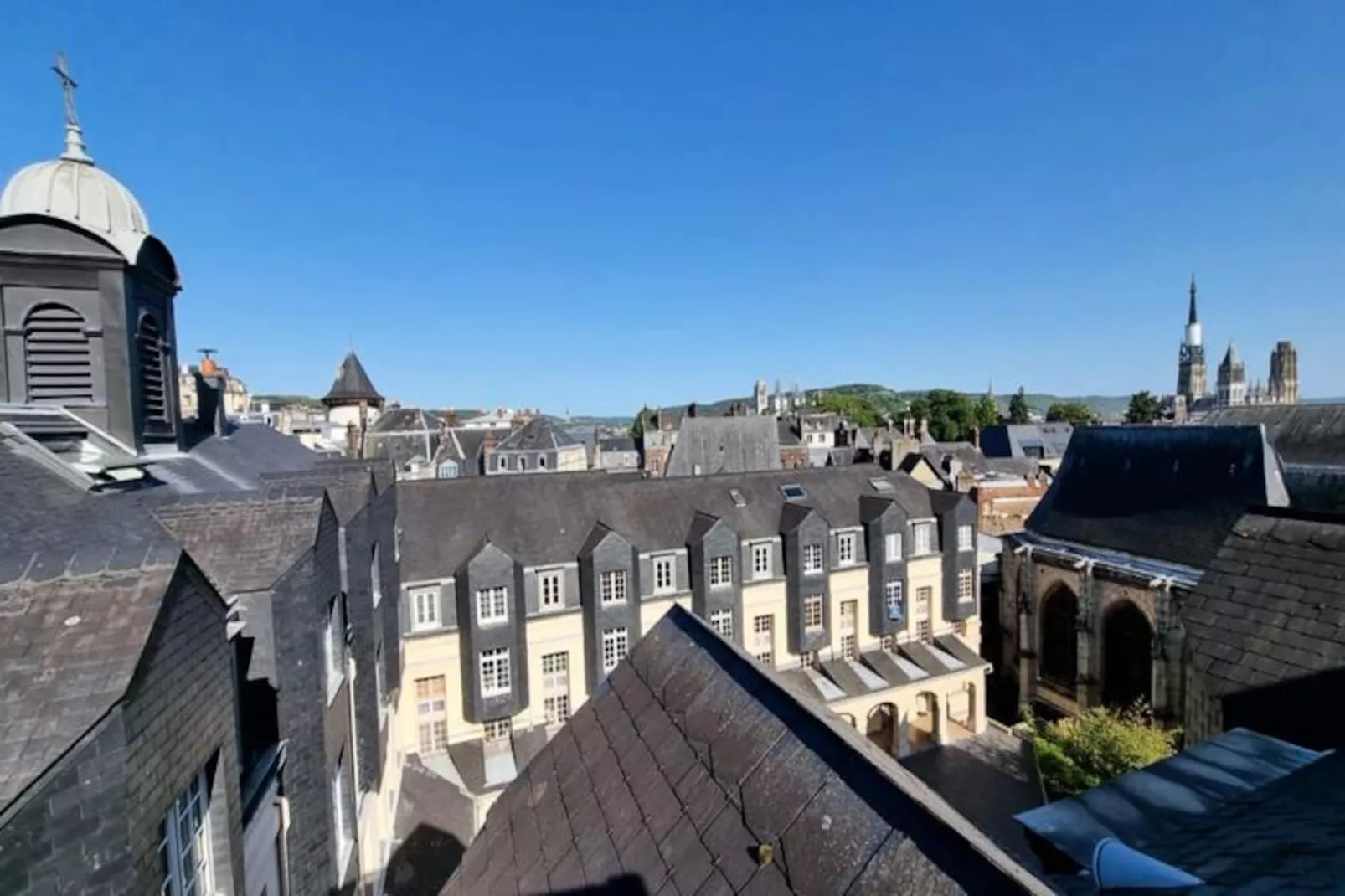 🍀 Le Duplex - Parking - Vue Clochers - Tennis-Image-tags.