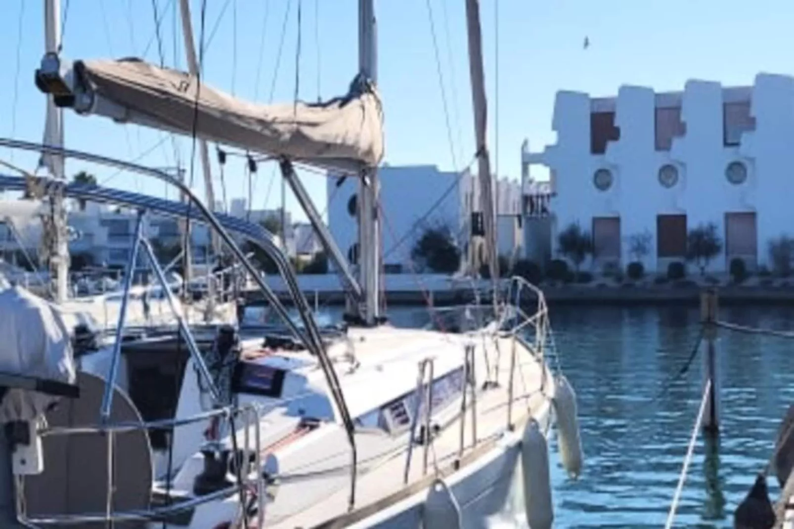 Résidence Un Jardin Proche De La Plage Et Commerces-Image-tags.