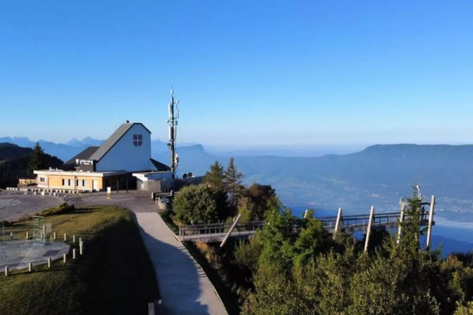 Magnifique Chalet , Vue Sur Le Mont Blanc ***-Image-tags.