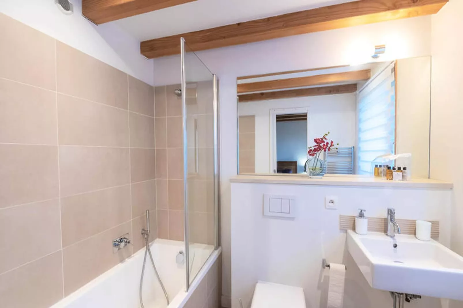 Résidence Gaia-Badkamer