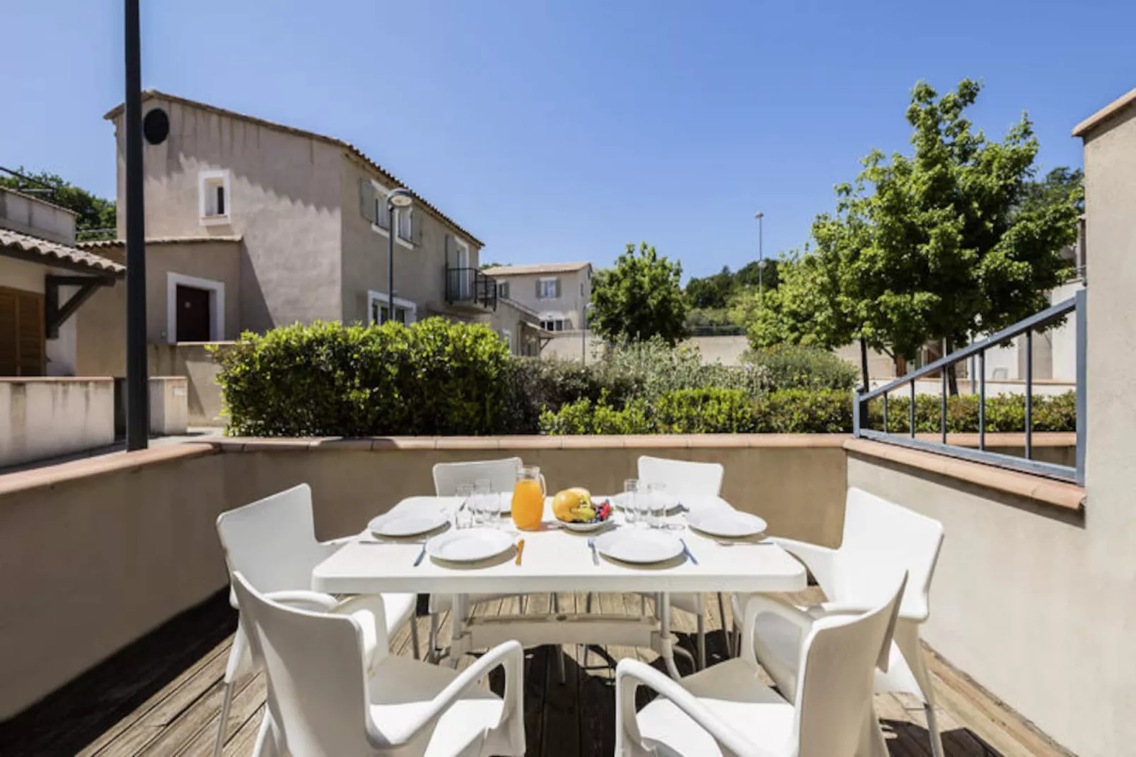 Résidence Garden & City Mont Ventoux - Malaucène****-Image-tags.